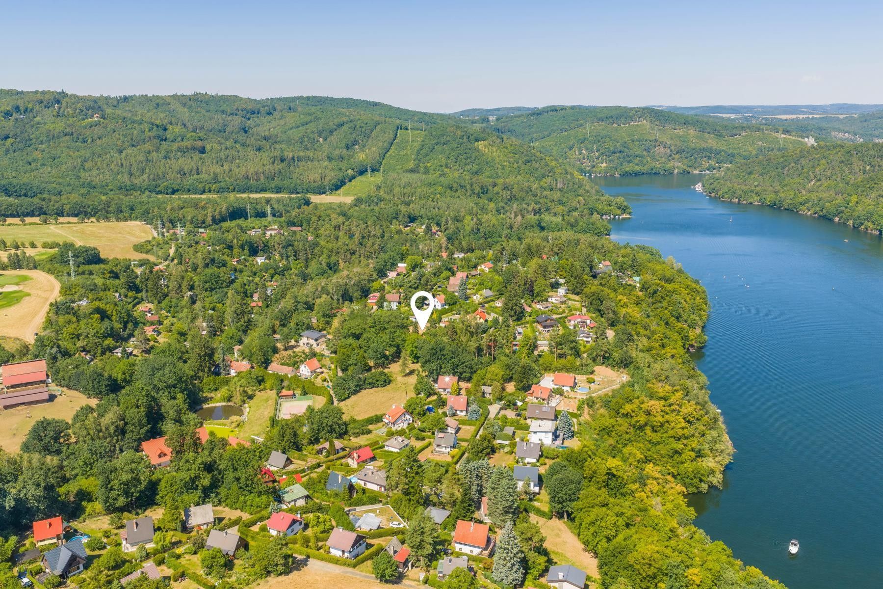 Pozemek pro bydlení, 576 m²