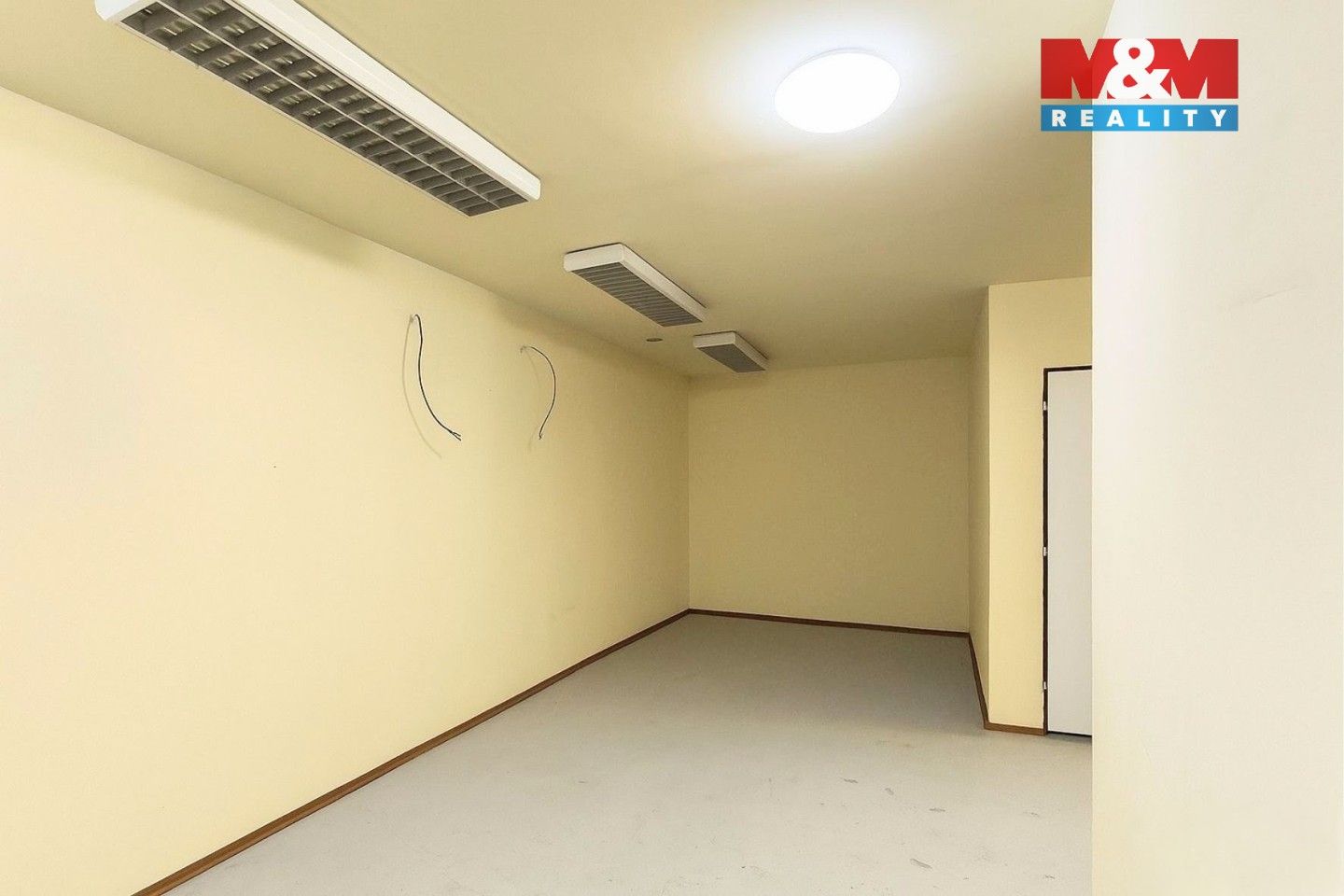 Pronájem obchodní prostory - Husova, Slaný, 83 m²