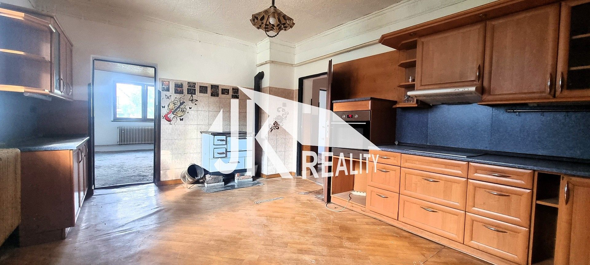 Prodej rodinný dům - Hranice - Hranice IX-Uhřínov, okres Přerov, 300 m² - 5