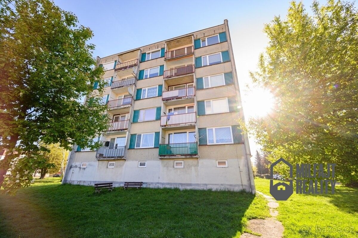 Byty, Hejnice, 463 62