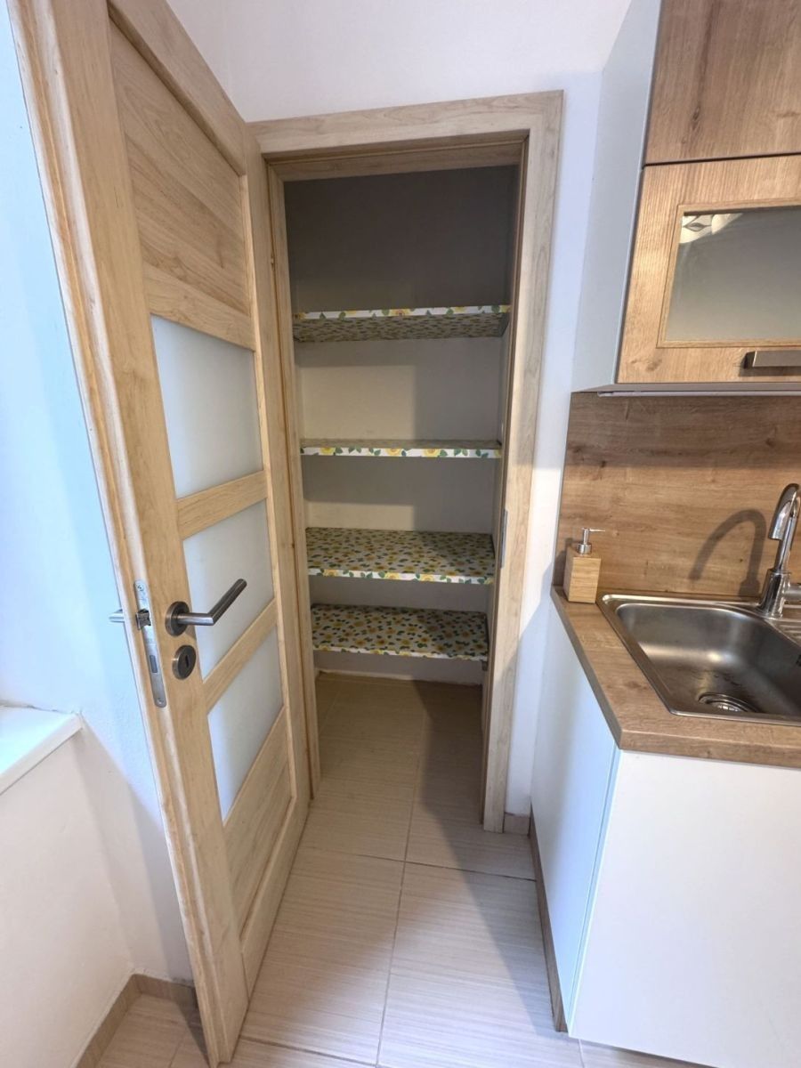 Byt 3+1 · 77 m² · Radbuzská, Praha - Čakovice - 3