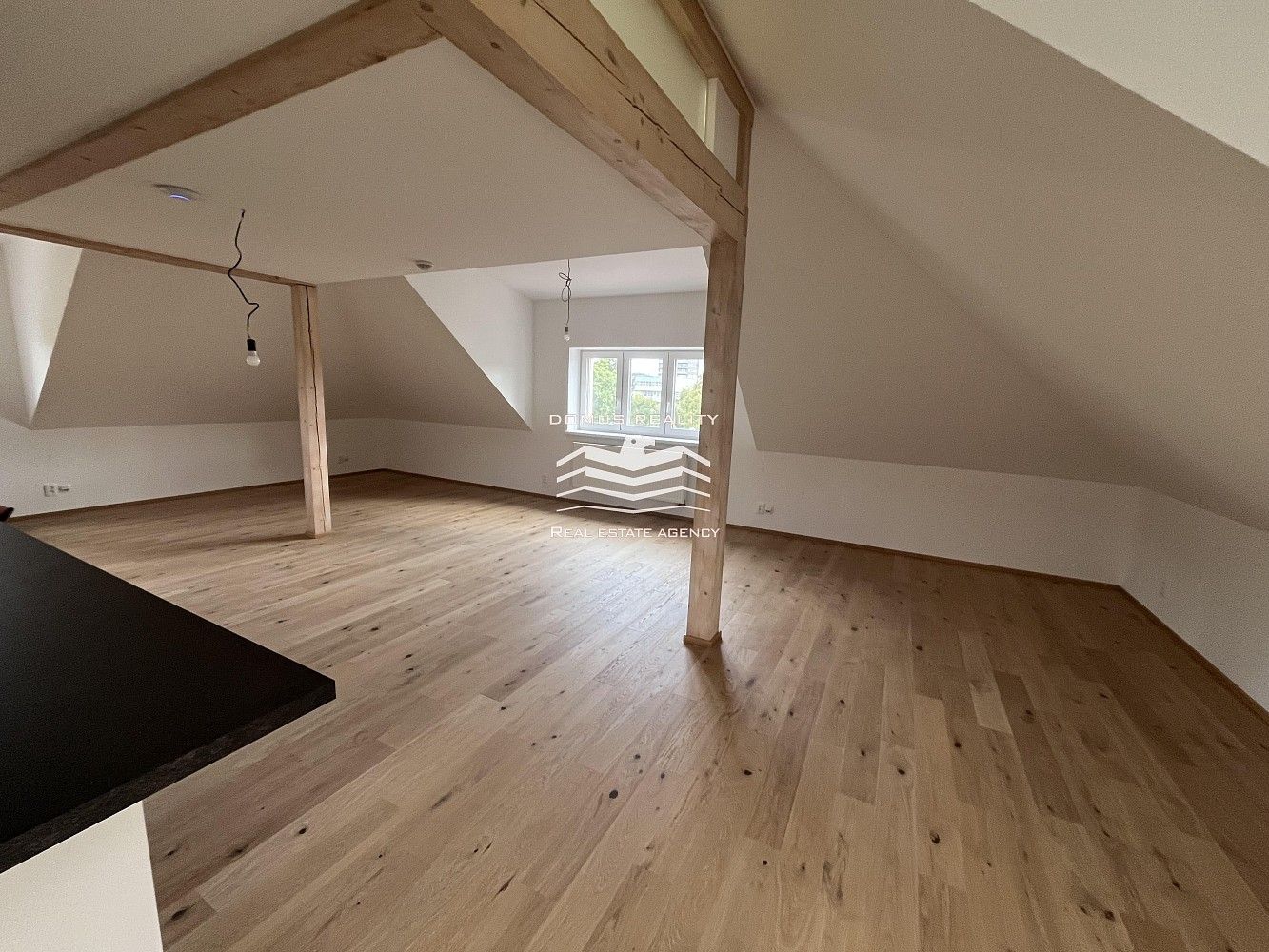 4+kk, Zavadilova, Praha 6 - Dejvice, 100 m² - 2