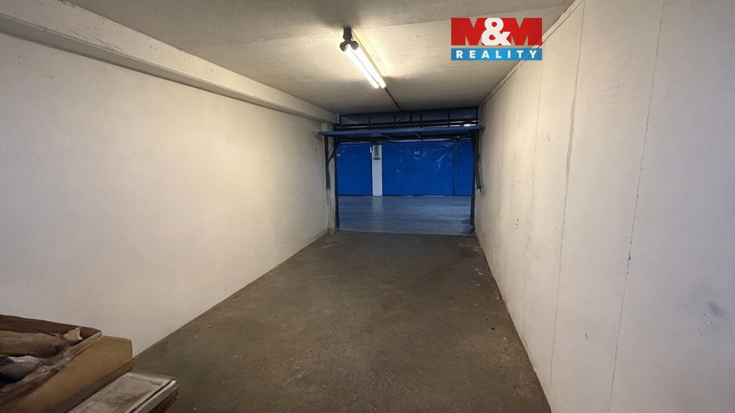 Garáže, Hlubočepy, Praha, 18 m²