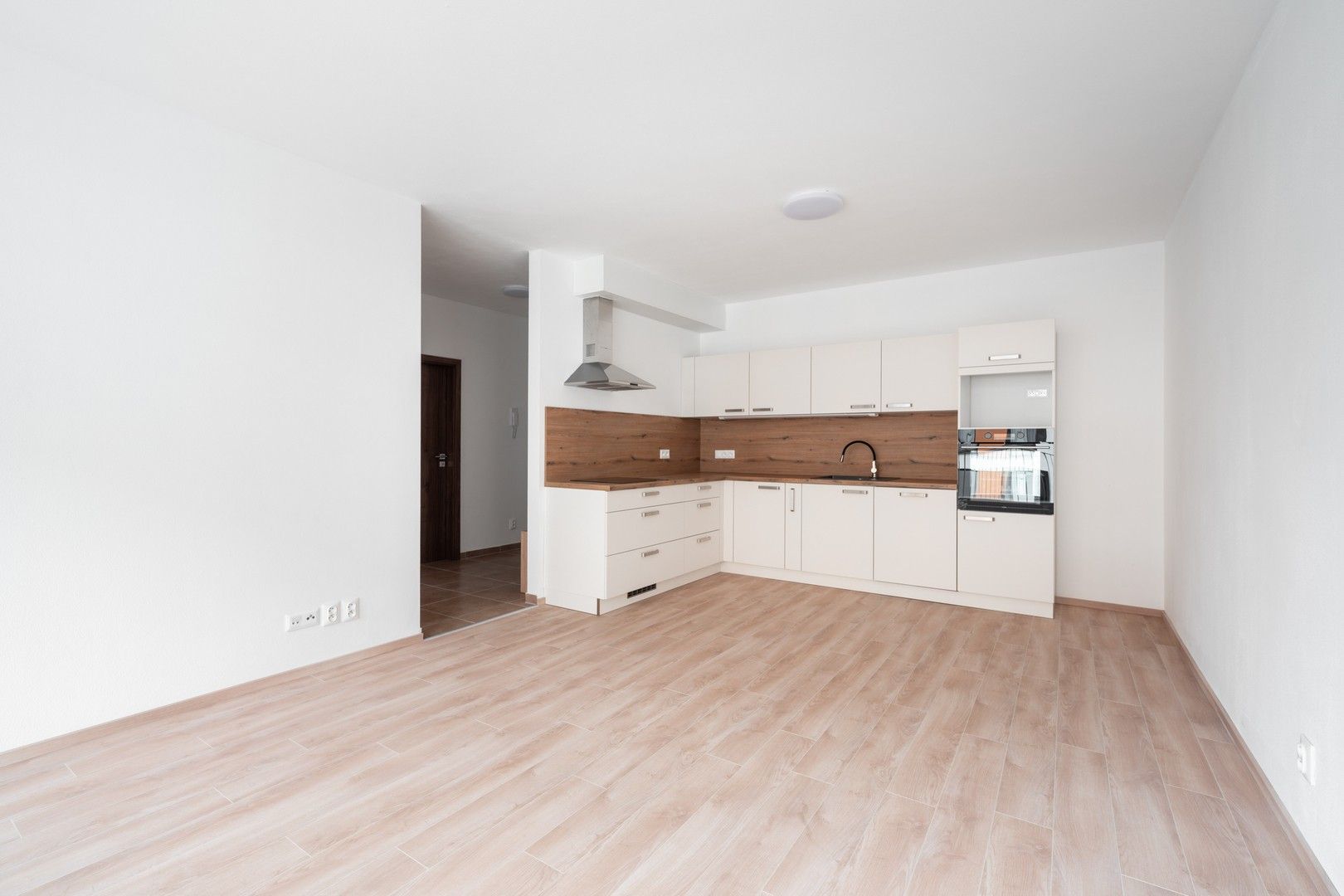 Pronájem byt 2+kk - Sladová, Plzeň, 49 m²