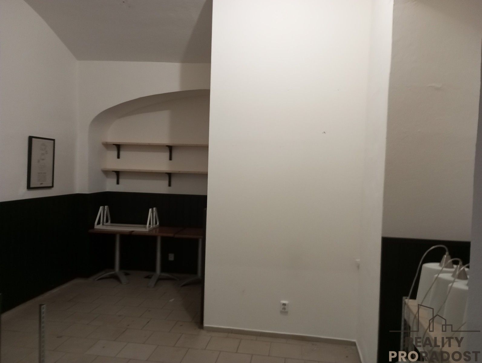 Obchodní prostory · 200 m² · Masarykovo náměstí, Slaný - 3