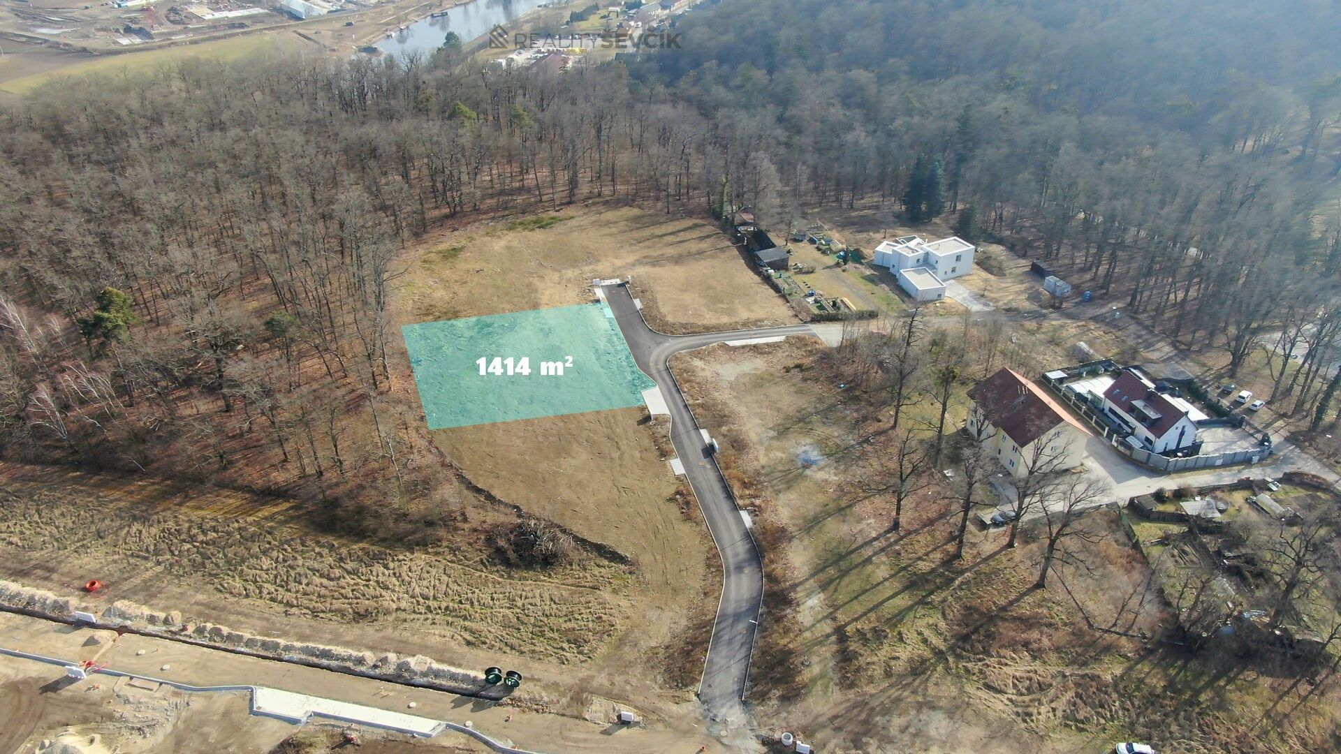 Prodej pozemek pro bydlení - Lesní, Hluboká nad Vltavou, 1 m²