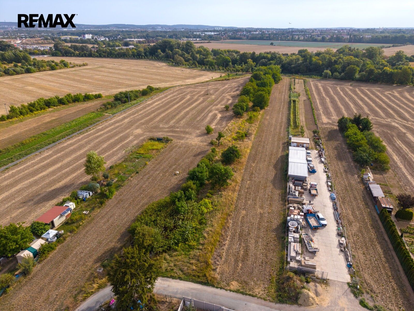 Prodej pozemek - Brno Přízřenice, 3 338 m² - 2