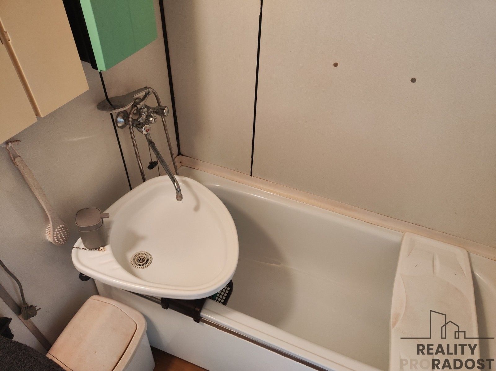 Prodej byt 3+1 - Kyjická, Chomutov, 81 m² - 5
