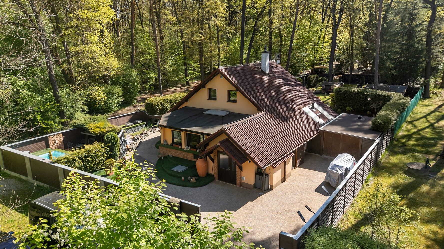 Prodej chalupa - Hradištko, okres Nymburk, Středočeský kraj, 135 m² - 1