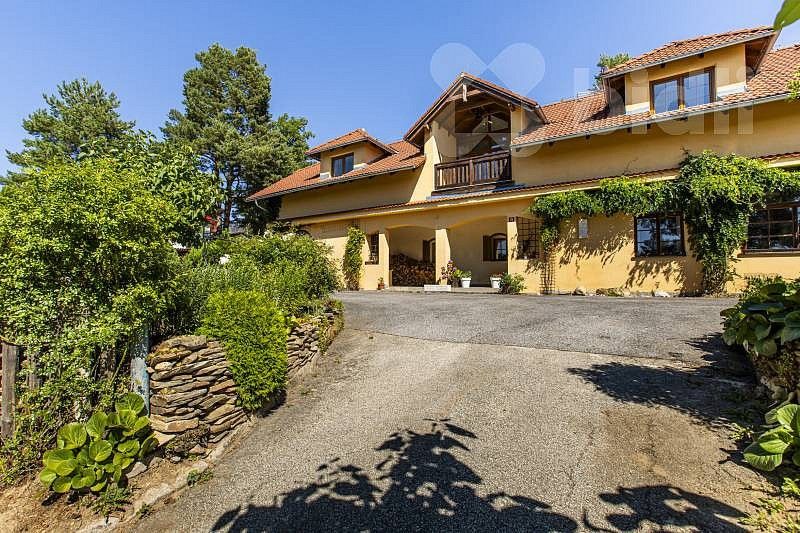 Prodej ubytovací zařízení - Lipno nad Vltavou, okres Český Krumlov, Jihočeský kraj, 280 m² - 5