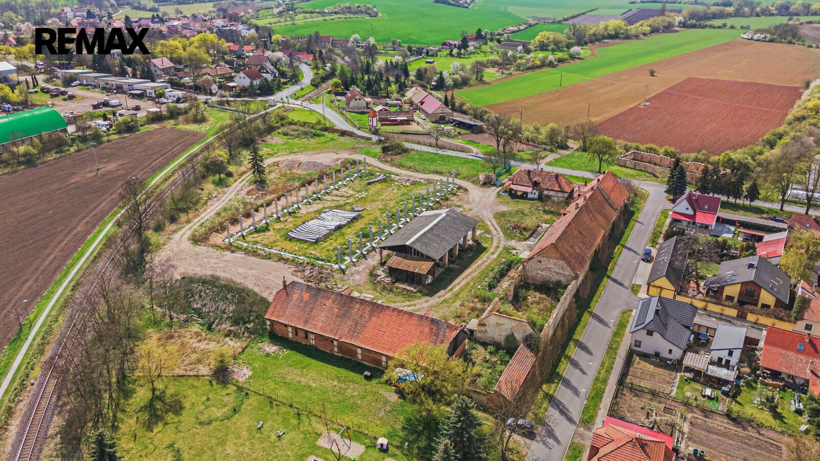 Pozemek pro bydlení · 827 m² · Jimlín - 4