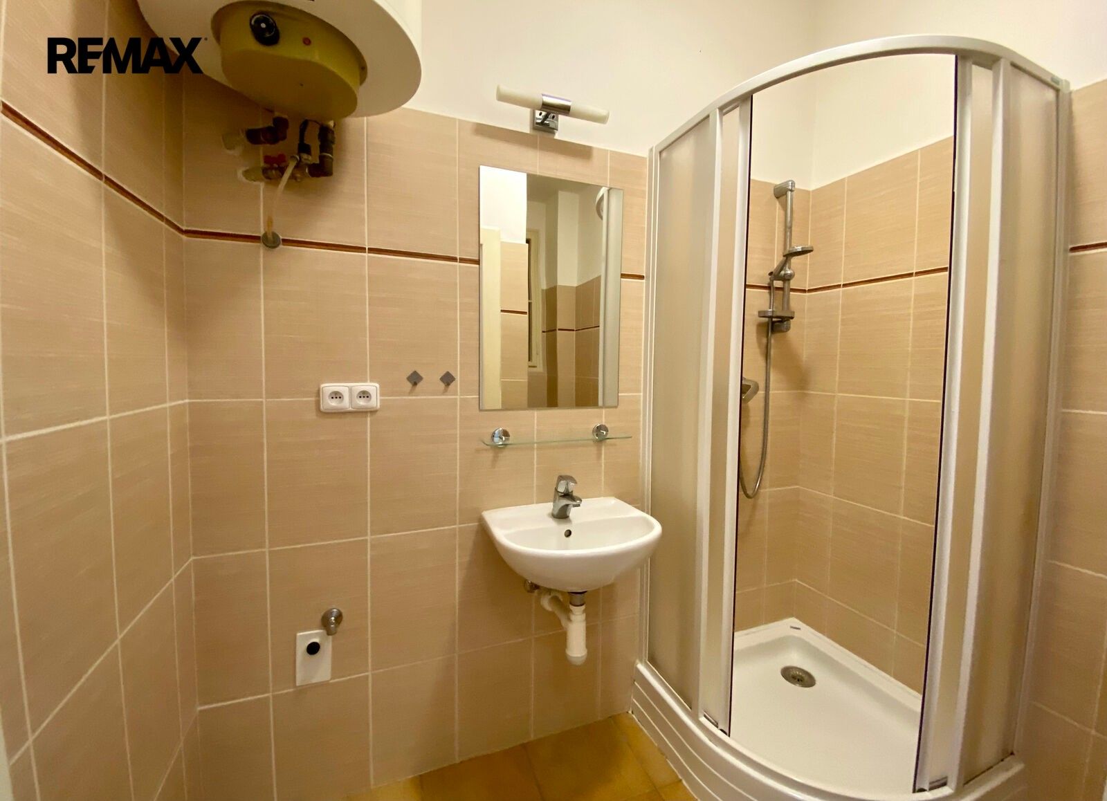 Pronájem byt 1+kk - Hradešínská, Praha Vinohrady, 24 m² - 5