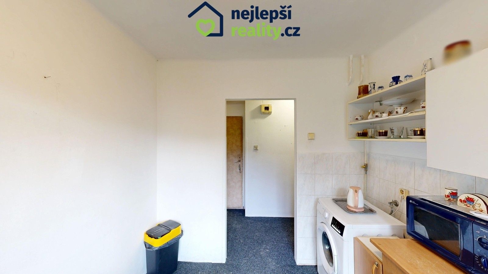 Prodej byt 1+1 - Mánesova, Louny, 31 m²