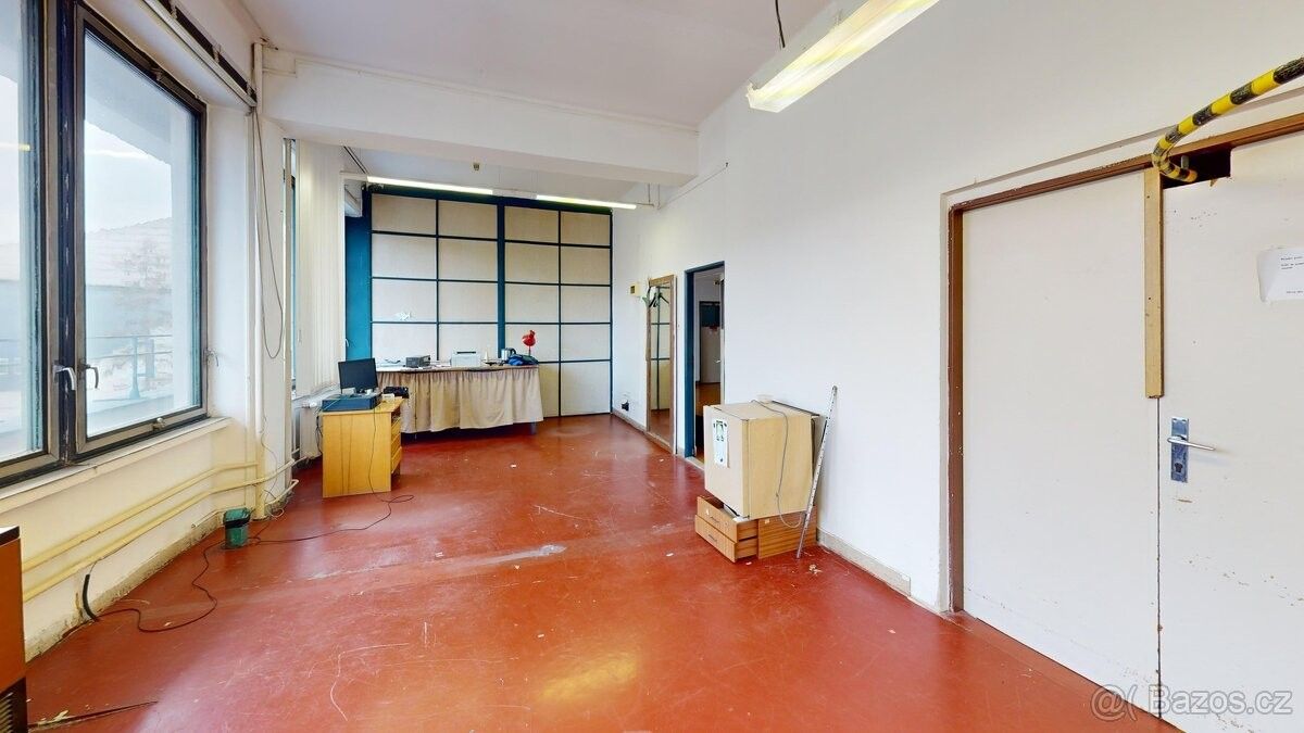 Ostatní, Plzeň, 301 00