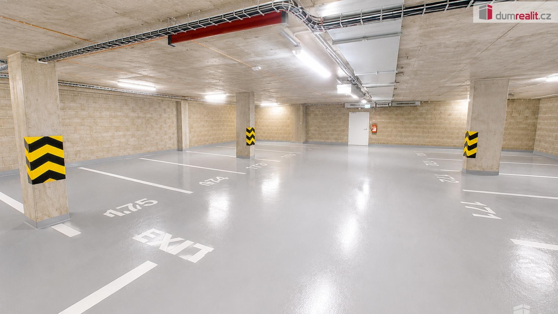Garáže, Čerpadlová ., Praha Vysočany, 13 m² - 1