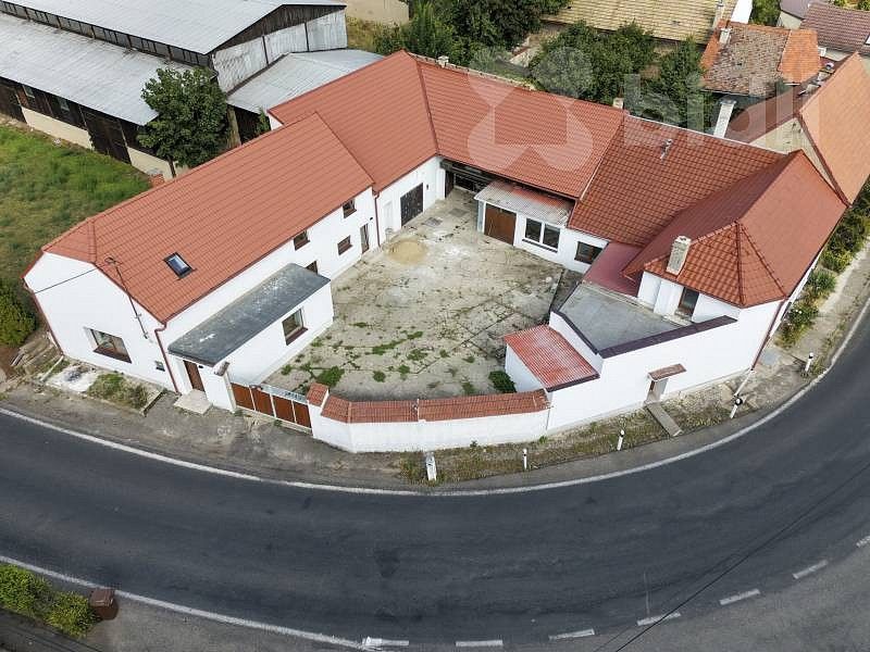 Rodinný dům · 140 m² · Evaň, okres Litoměřice - 3