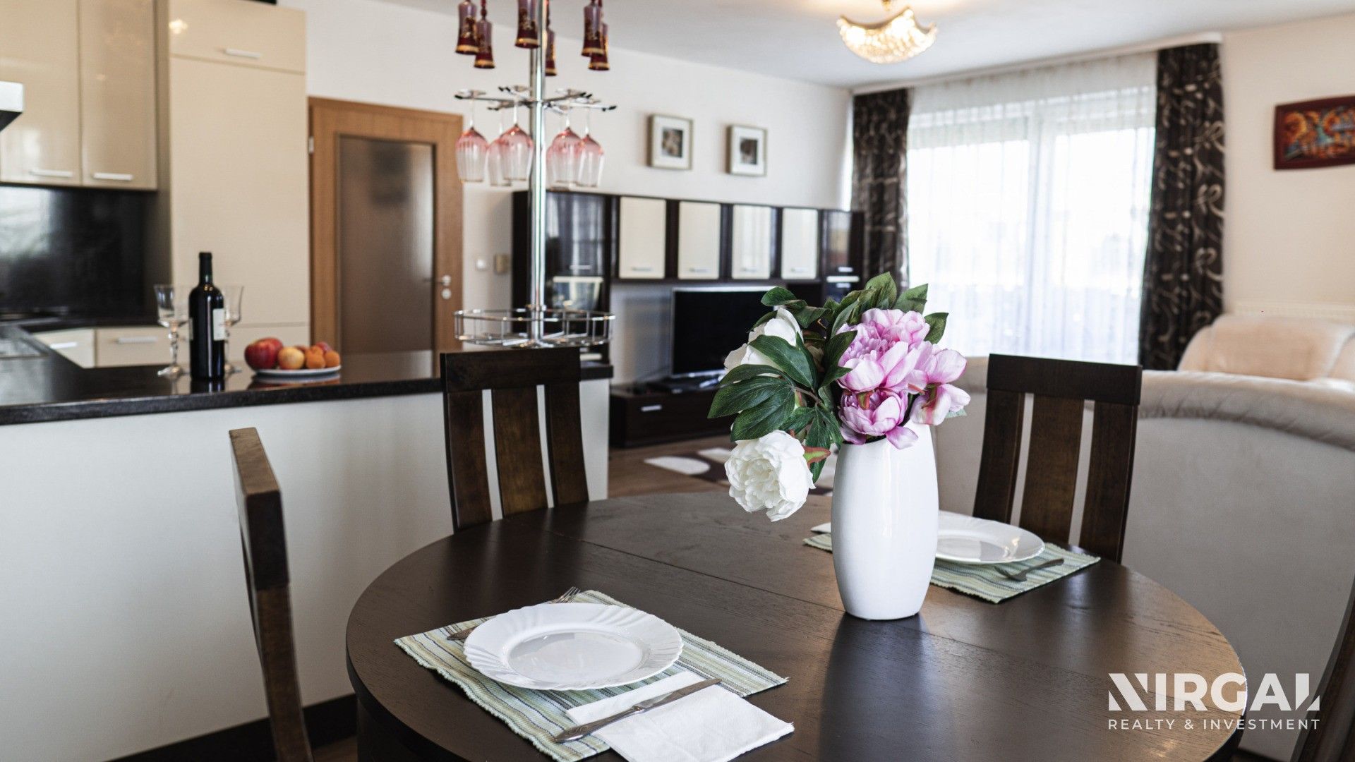 3+kk, Sazovická, Praha, 82 m²