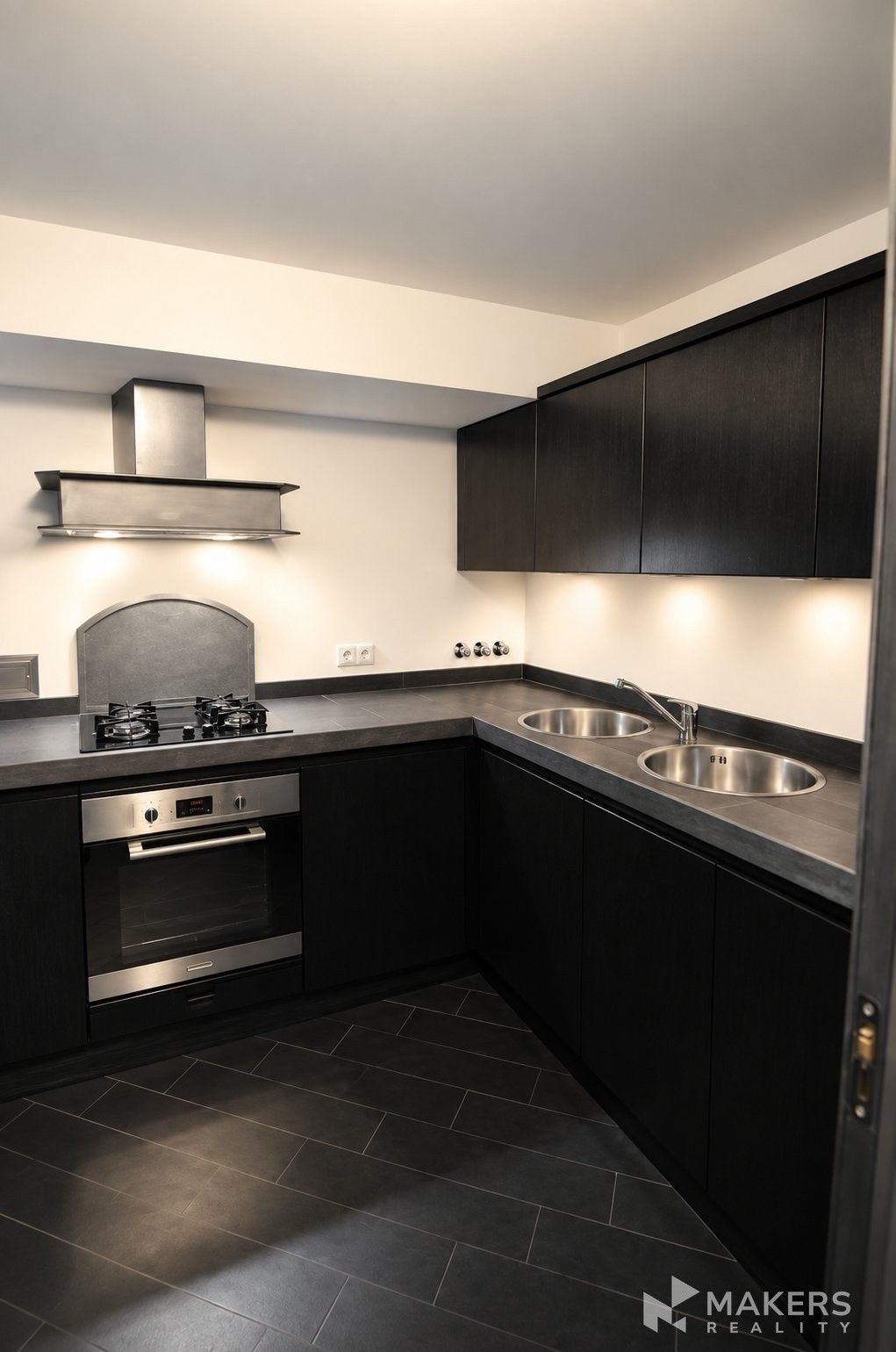 Byt 3+1 · 134 m² · Hořejší nábřeží, Praha - 4