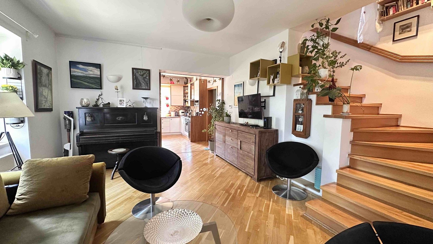4+1, Litovická, Hostivice, okres Praha-západ, 140 m² - 1