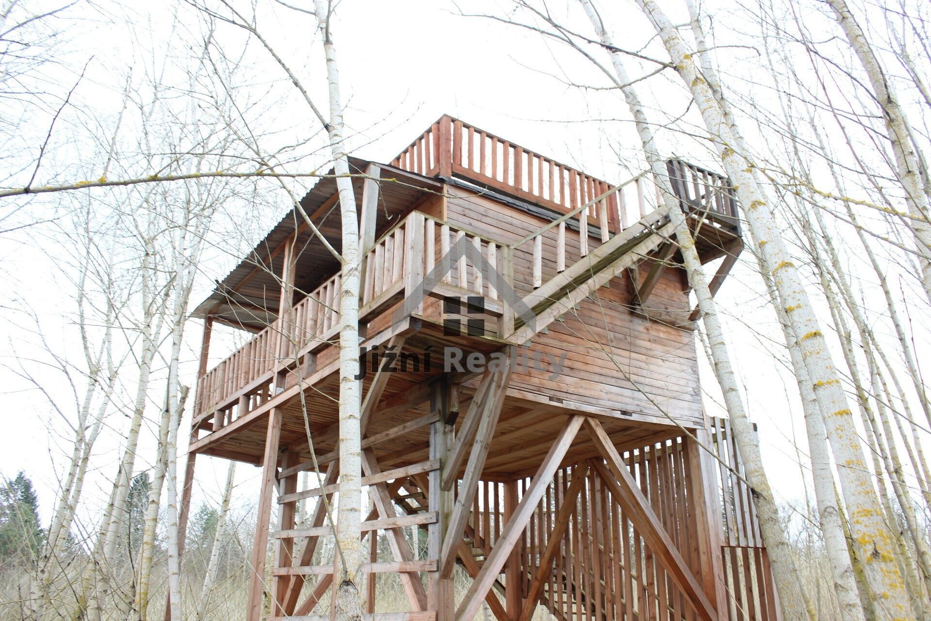 Chaty, Mračov, Kadov, 18 m²