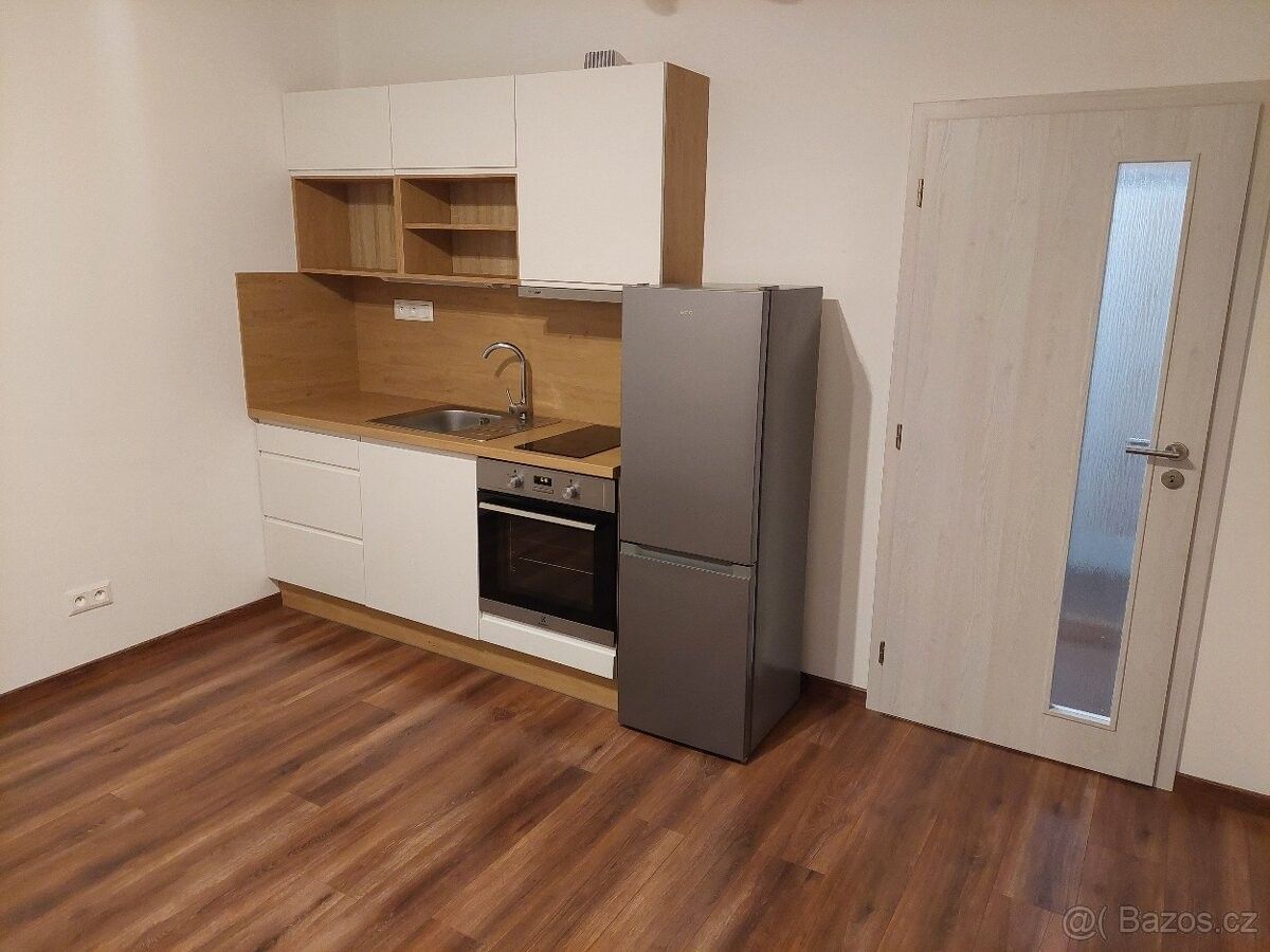 Byty, Hrochův Týnec, 538 62