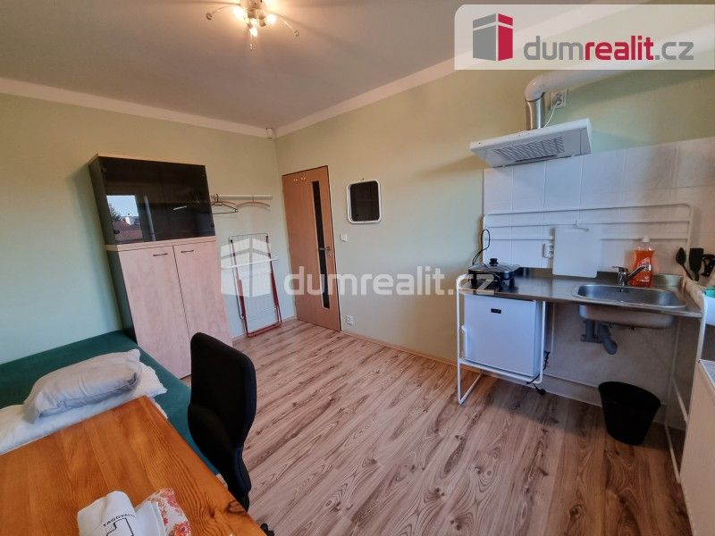 Pronájem byt 1+kk - Čechova, Kralupy nad Vltavou, 12 m²