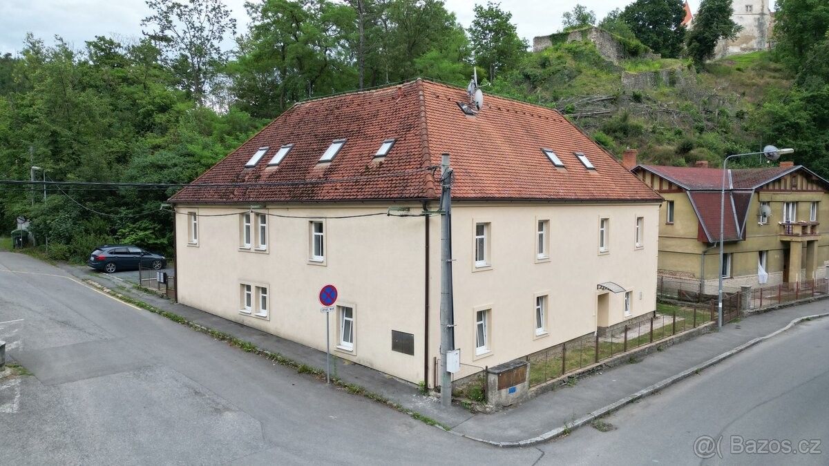 Byty, Křivoklát, 270 23