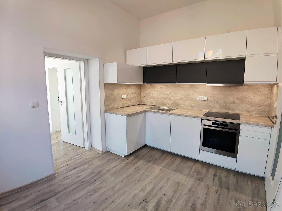 Pronájem byt - Svitavy, 568 02