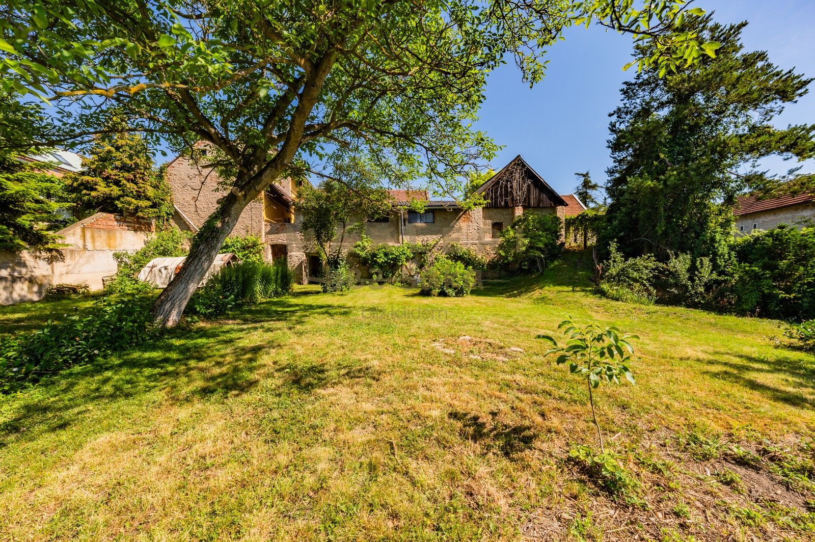 Prodej rodinný dům - Cítov, 400 m² - 5