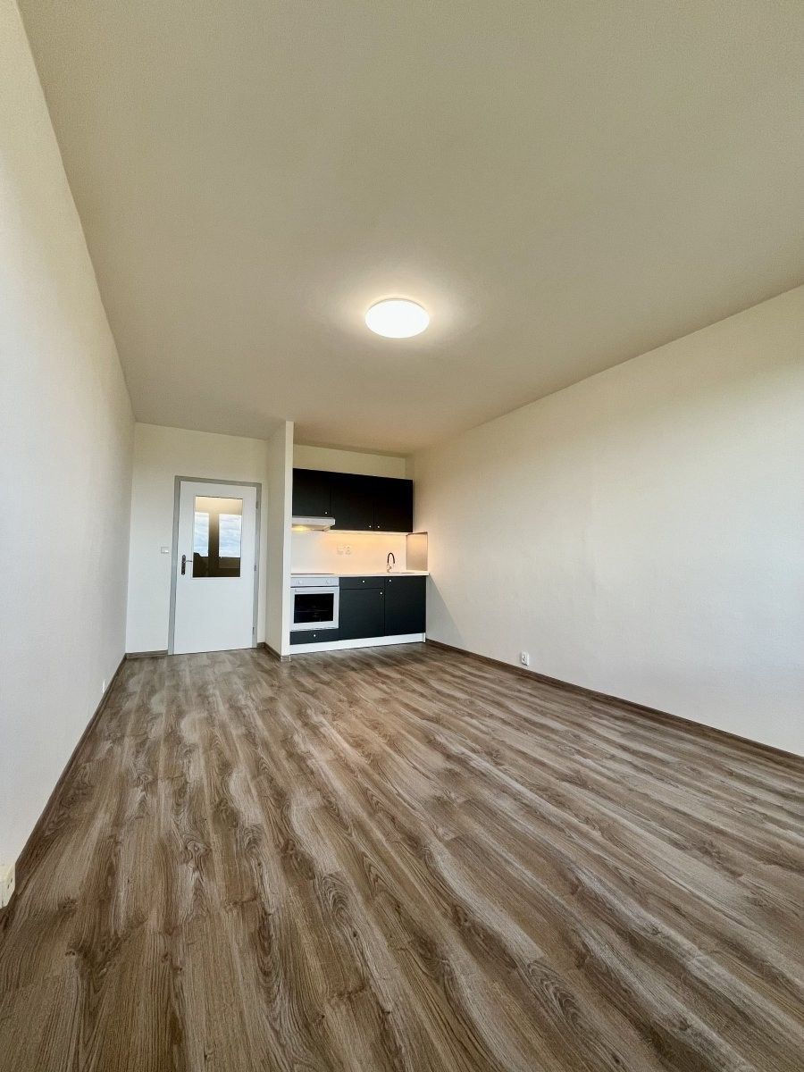 Byt 1+kk · 28 m² · Čujkovova, Ostrava - 3