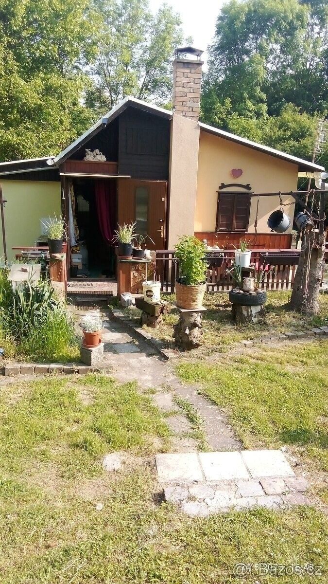 Prodej chata - 280 01, Kolín