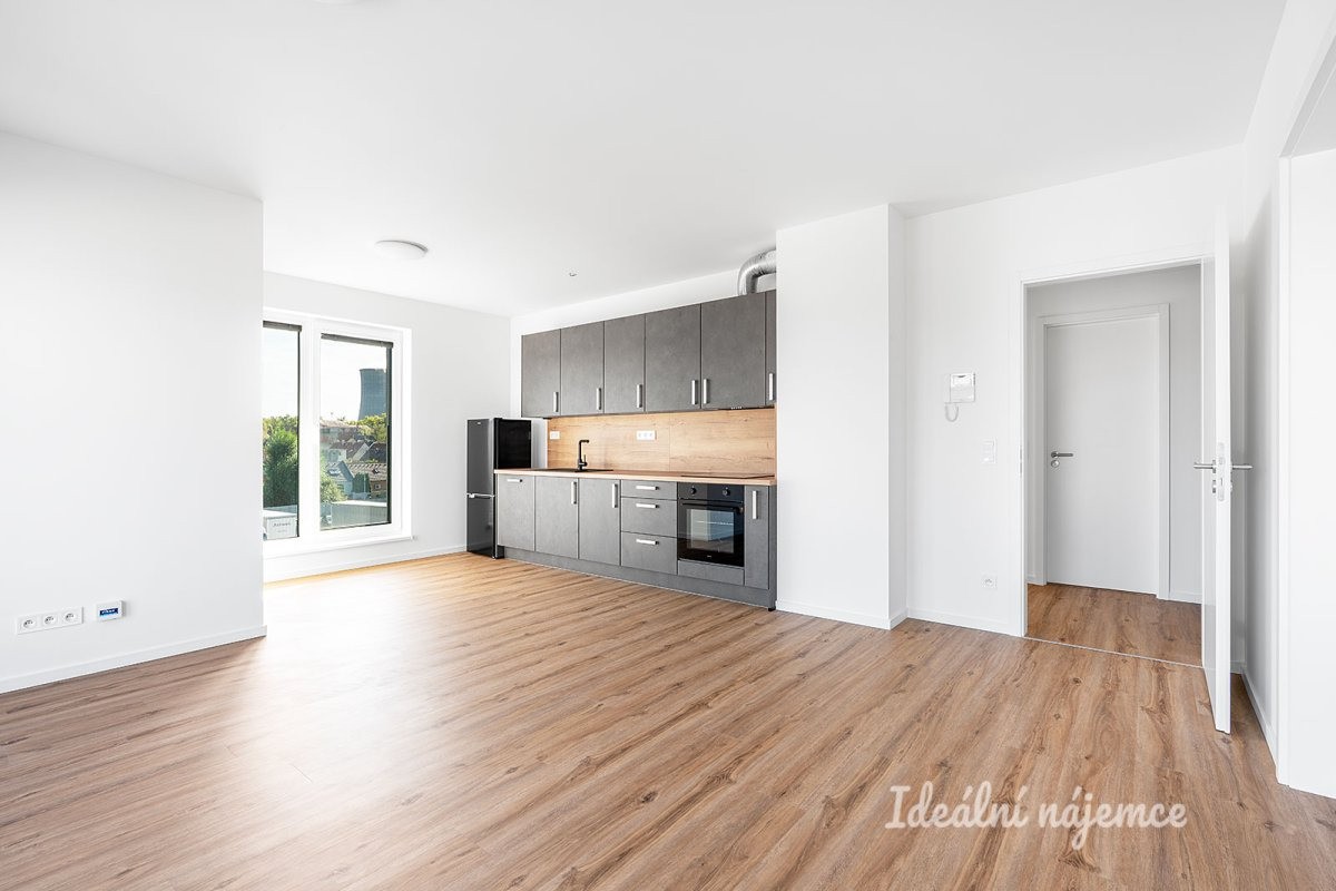 3+kk, Ke křížku, Kladno, 73 m² - 1