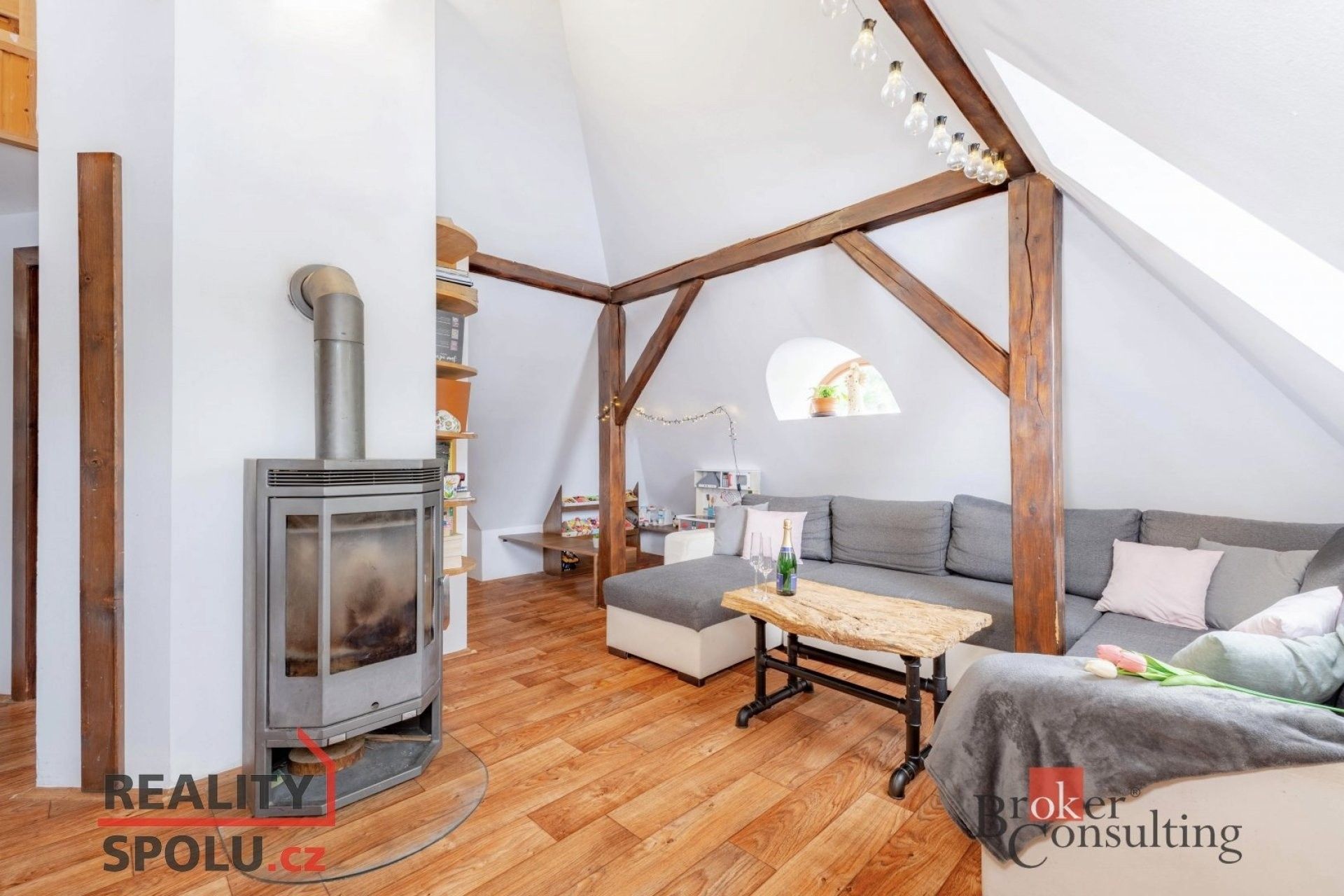 Prodej byt 3+1 - Lovecká, Jablonec nad Nisou, 84 m²