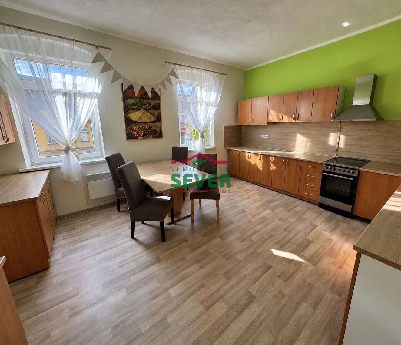 Činžovní dům · 571 m² · Chebská  , Luby - 3