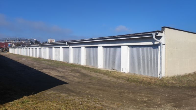 Prodej garáž - U Mostku  , Hradec Králové, 17 m²