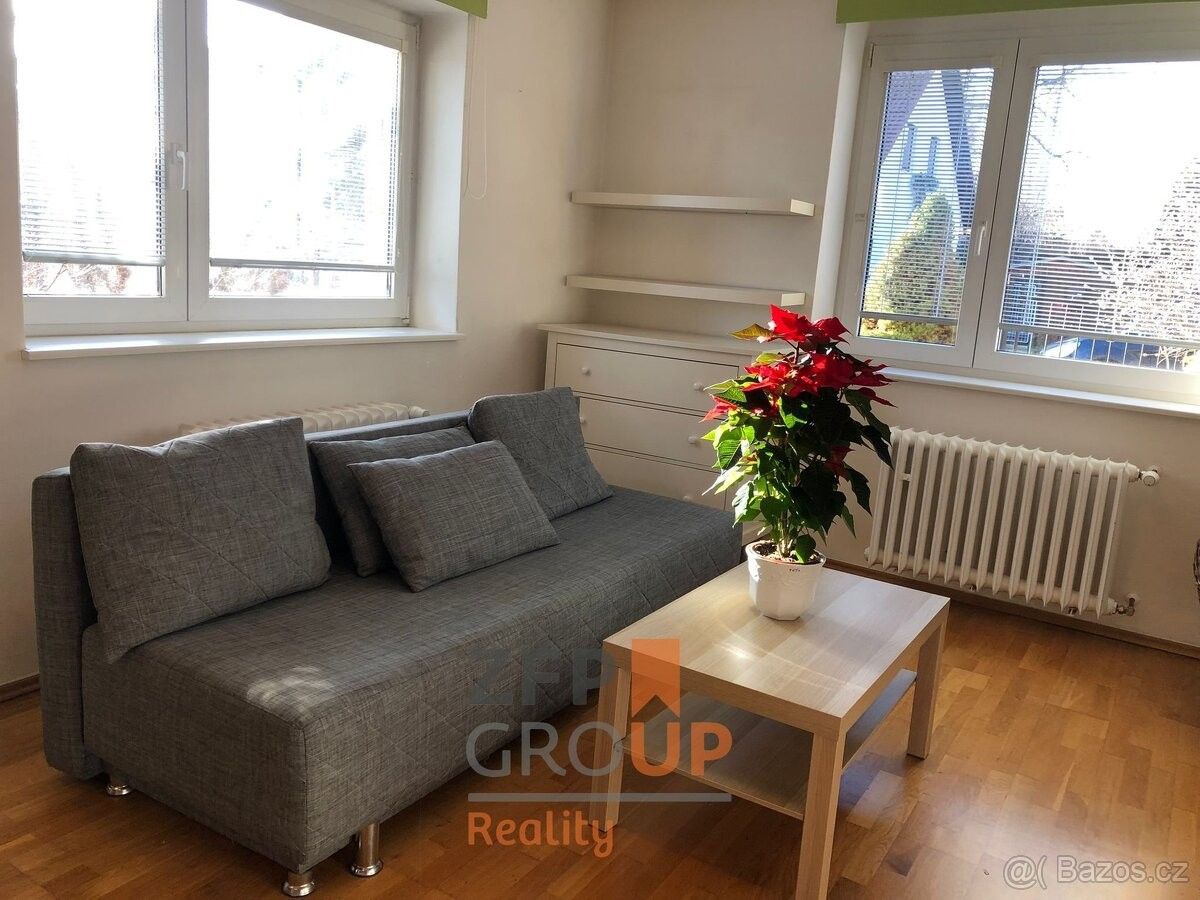 Pronájem byt - Praha, 193 00