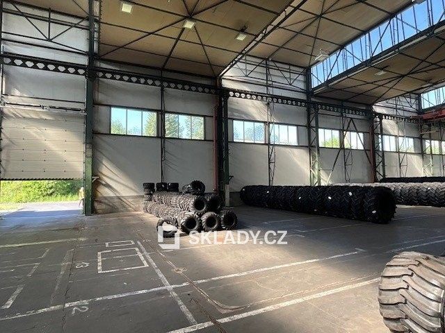 Sklad · 2 400 m² · Bystřany - 3