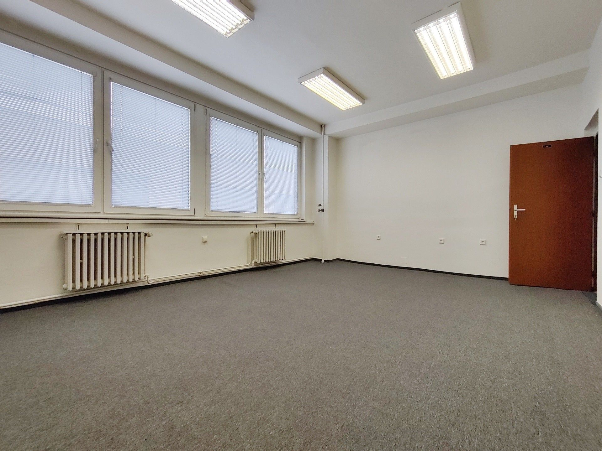 Kanceláře, Na Jarově, Praha, 25 m² - 1