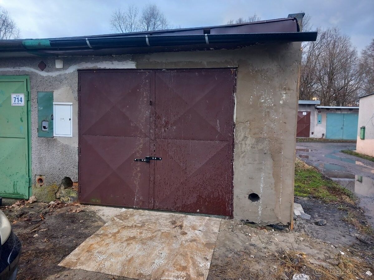 Garáže, Karviná, 733 01