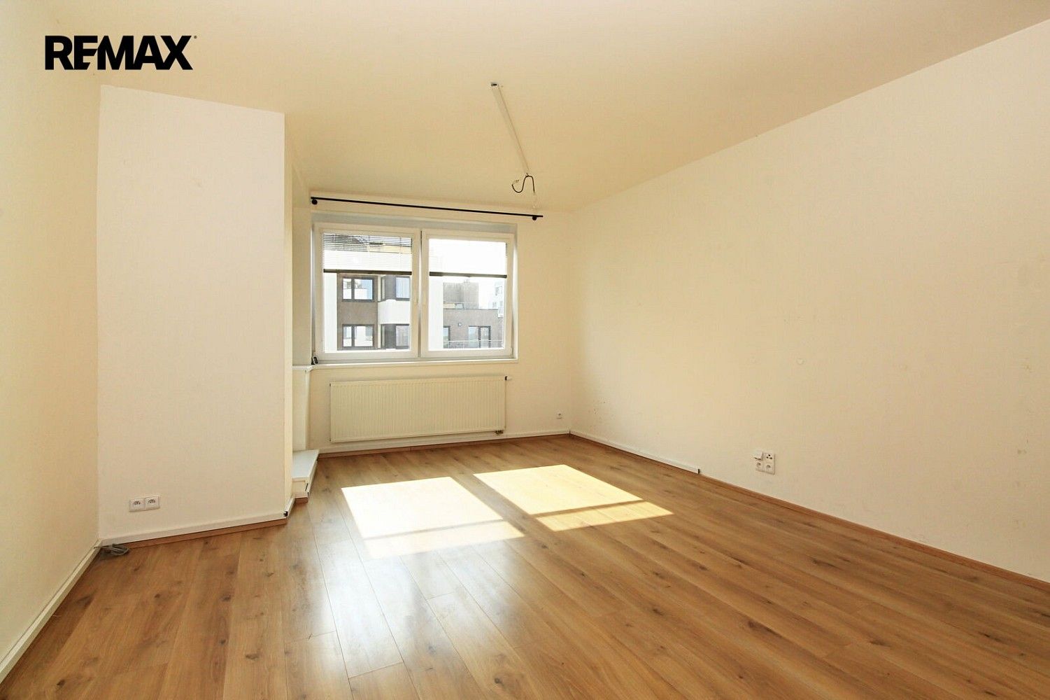 Byt 2+kk · 60 m² · Praha - Dolní Měcholupy, okres Praha 15, Hlavní město Praha - 4