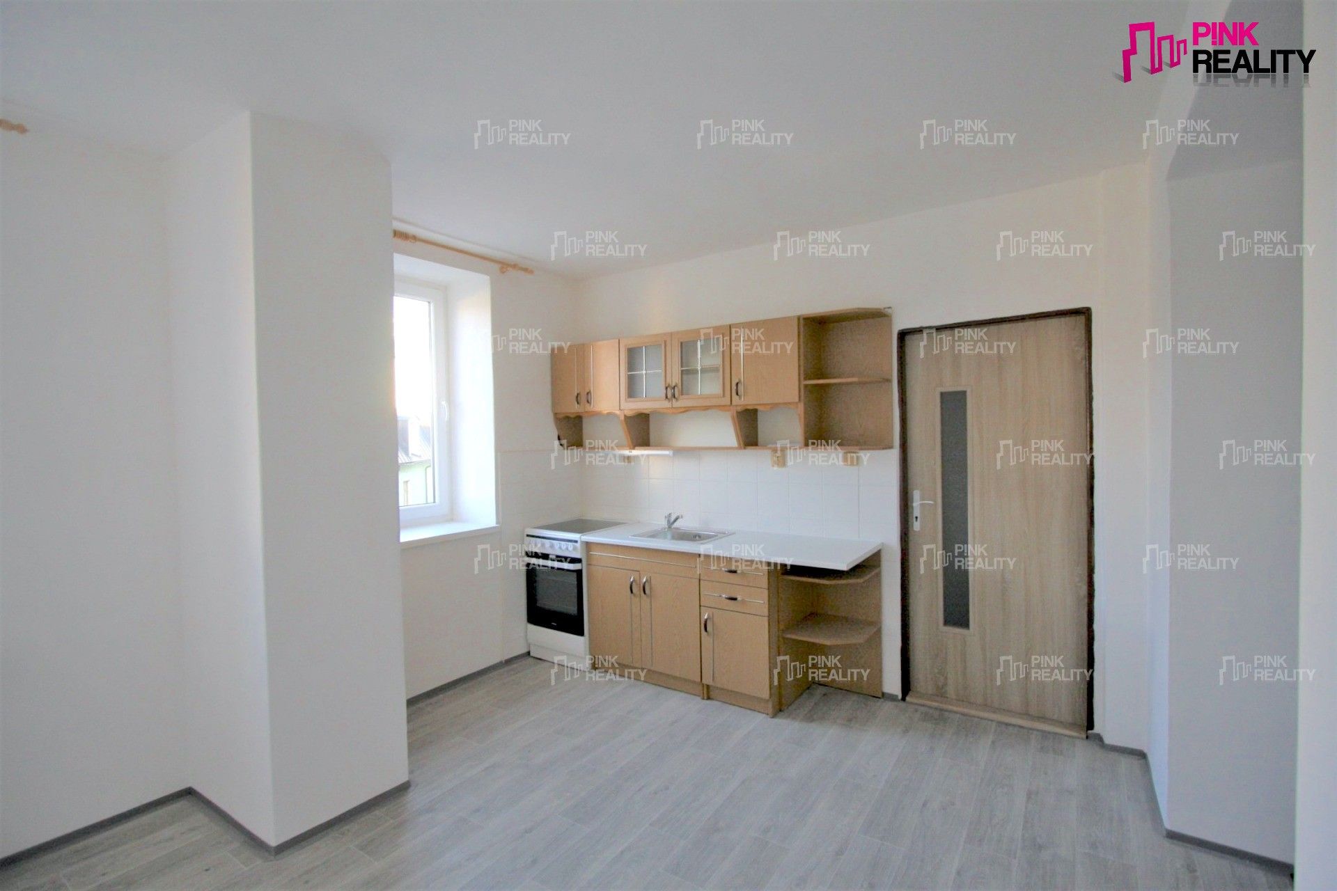 Pronájem byt 1+1 - Barvířská, Trutnov, 34 m²