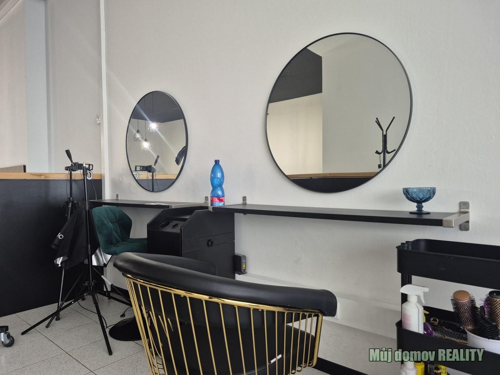 Pronájem obchodní prostory - bratří Dohalských, Praha, 7 m² - 5