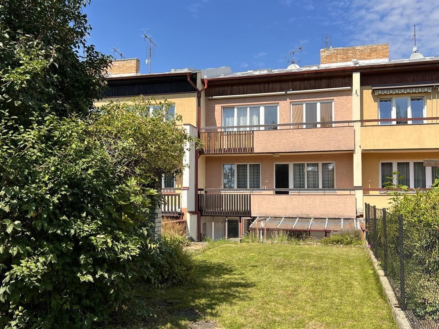 Rodinné domy, Stavbařů, Jihlava, 306 m²