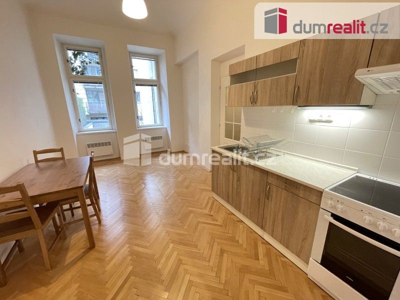 2+kk, Klicperova, Praha, 50 m²