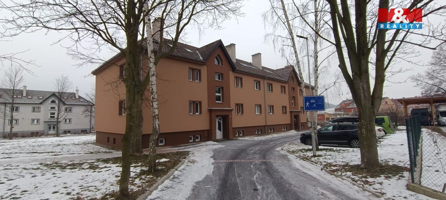 Pronájem byt 2+1 - Boženy Němcové, Klášterec nad Ohří, 45 m²