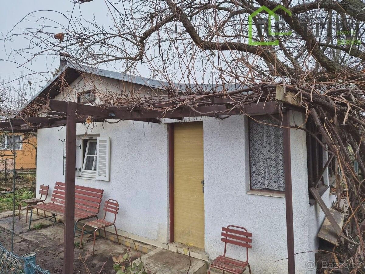 Chaty, Praha, 160 00