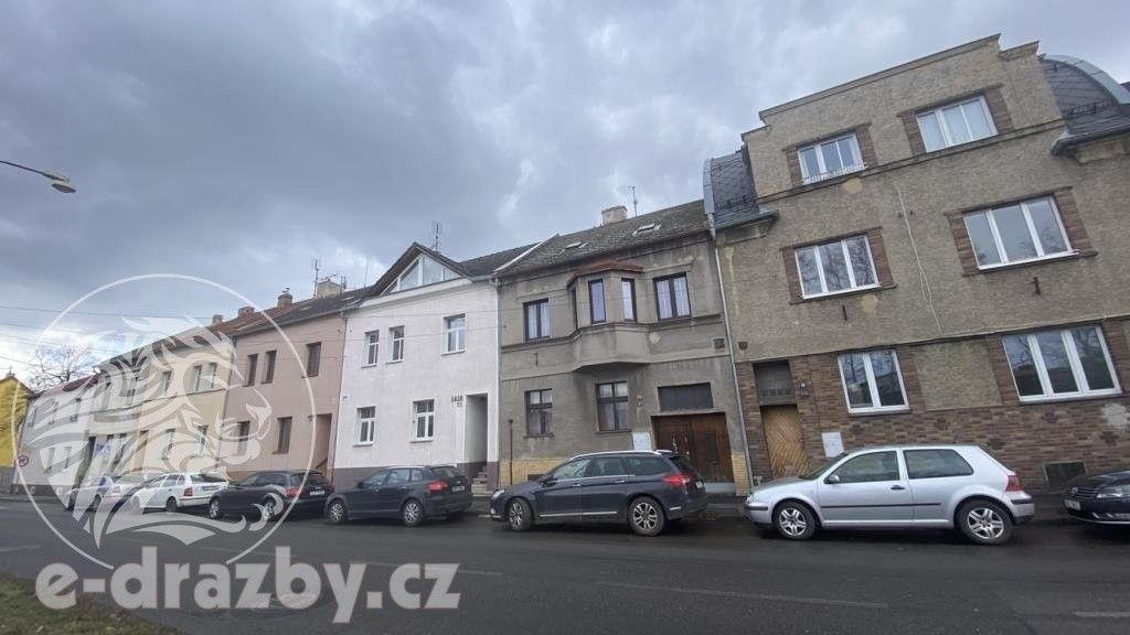 Prodej rodinný dům - Spořická, Chomutov, 162 m²