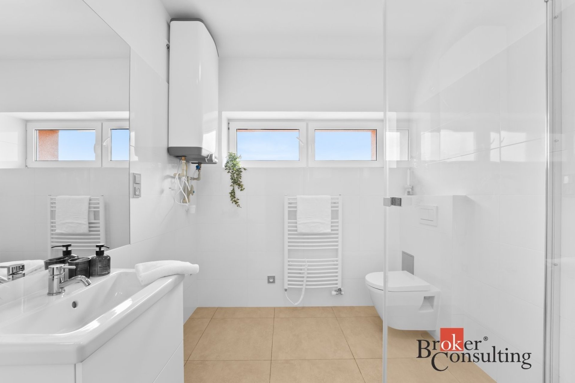 Prodej byt 1+kk - Rýchorské náměstí, Žacléř, 23 m² - 5
