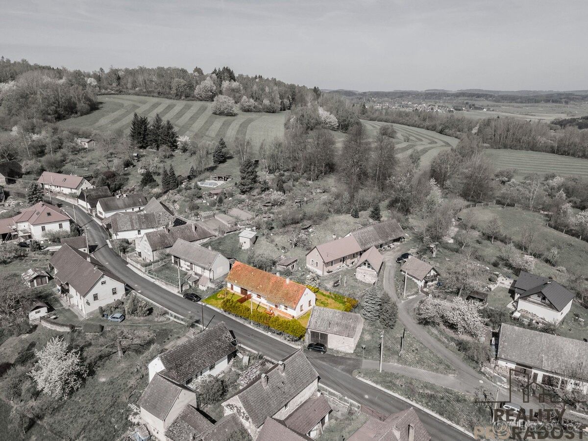 Rodinné domy, Nepomuk, 335 01