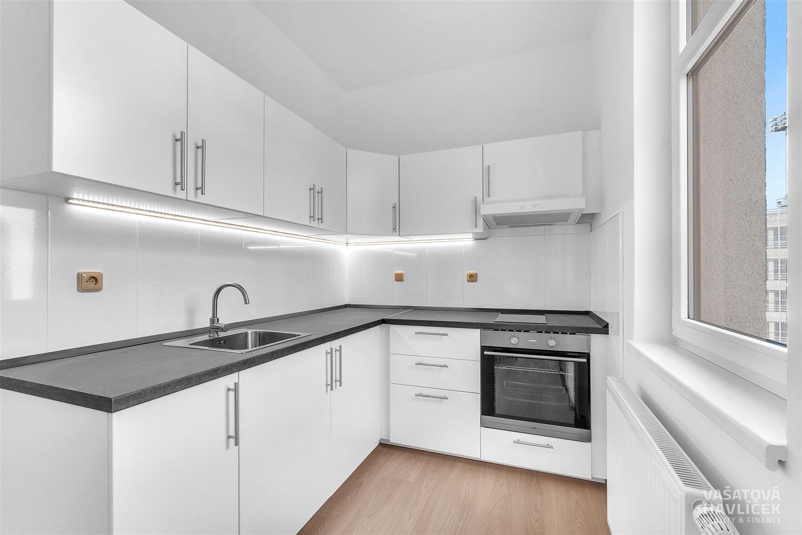 2+kk, Gočárova třída  , Hradec Králové, 57 m²